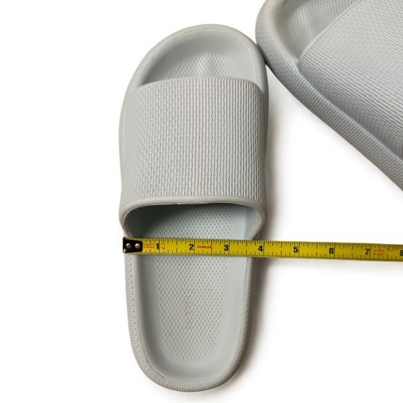 Blue Women’s Cloud Slides Baby Blue size 40-41 - Picture 7 of 8